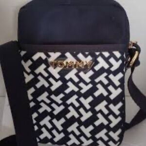 Tommy Hilfiger bag crossbody shoulder purse navy blue white logo gold hardware